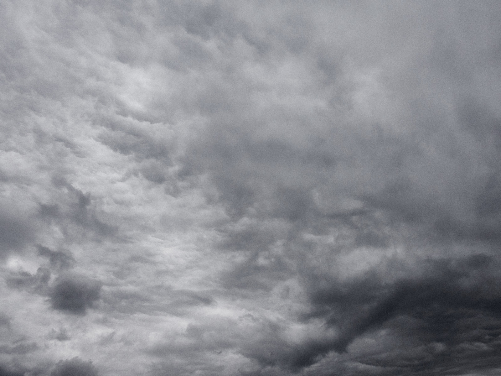 19 05-30%20-%20Un%20ciel%20qui%20va%20nous%20tomber%20sur%20la%20tete