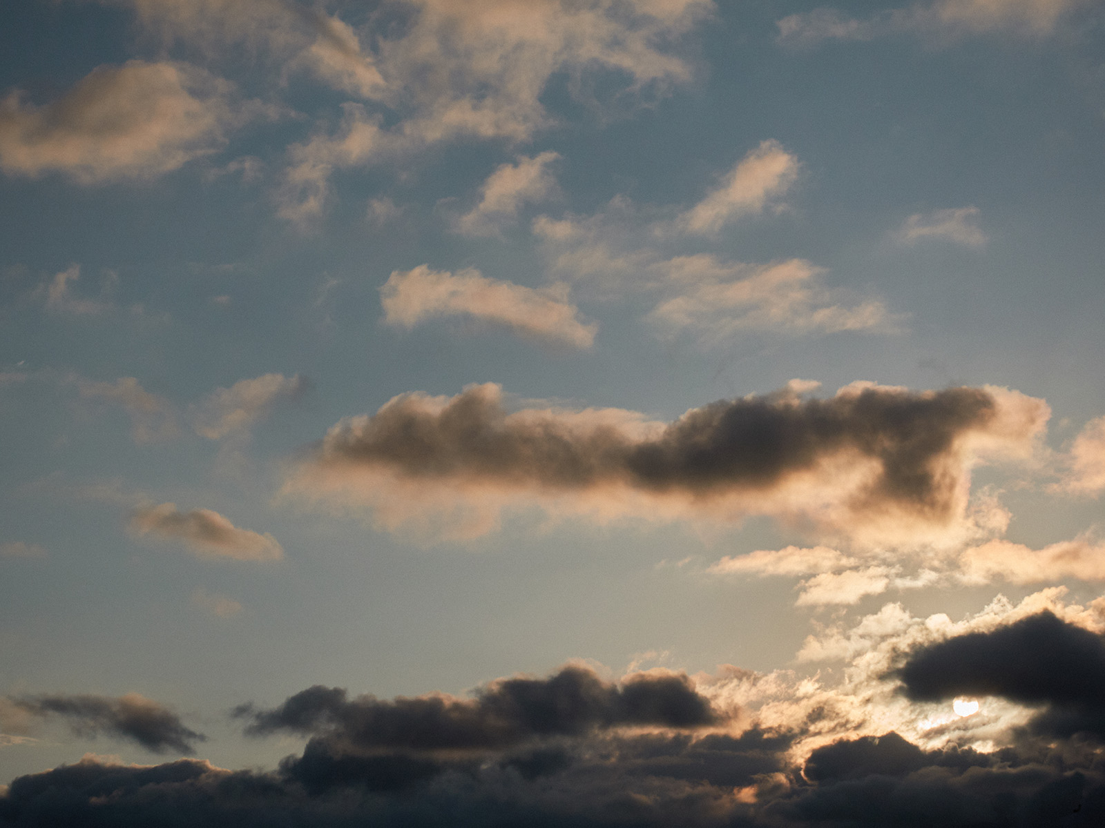 19 06-10%20-%20Under%20the%20Volcano