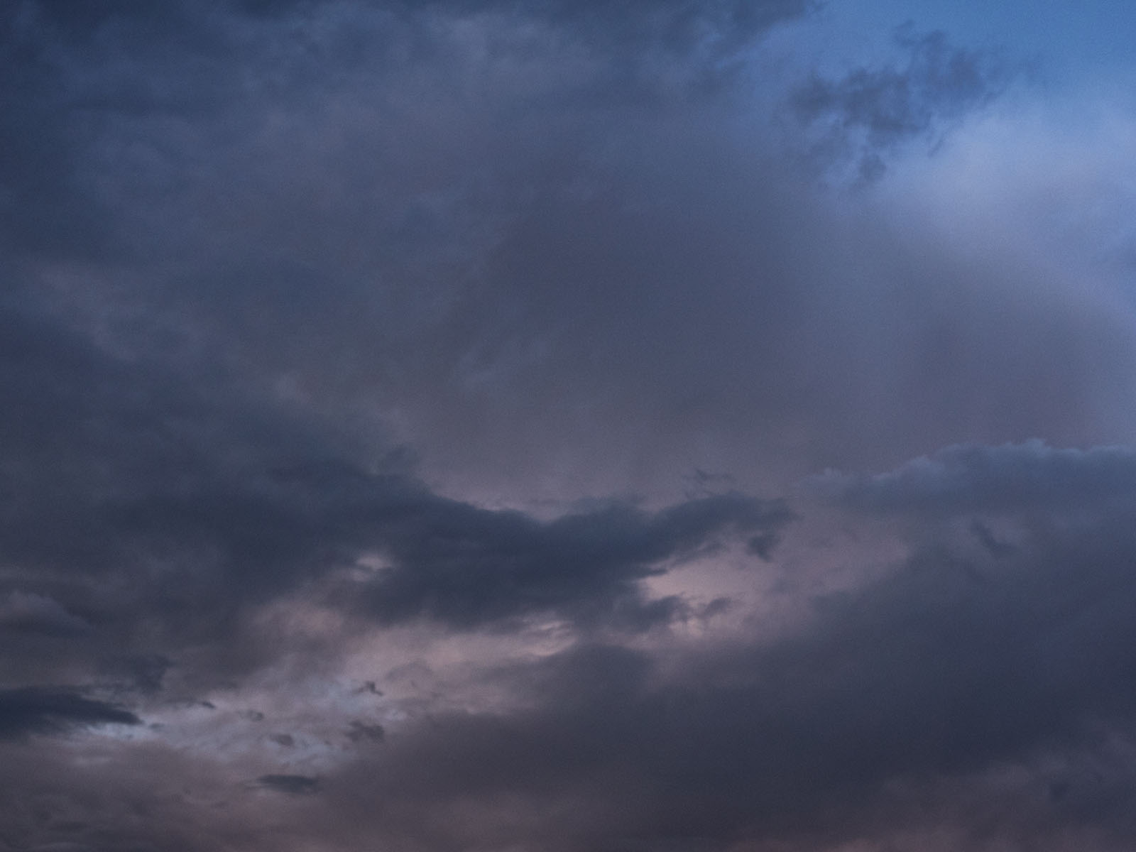 19 06-10%20-%20Under%20the%20Volcano